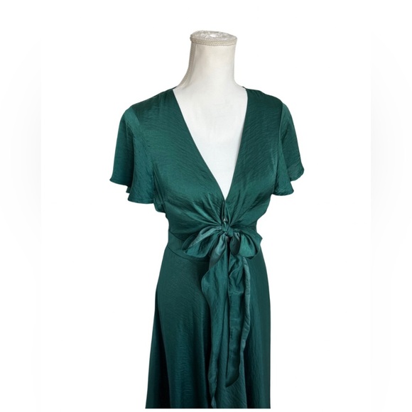 Petal & Pup Montrose Emerald Midi Dress Size 4 - Picture 3 of 7